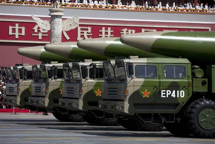 Đáp lại Mỹ, Trung Quốc khẳng định vũ khí hạt nhân chỉ nhằm mục đích 'tự vệ'