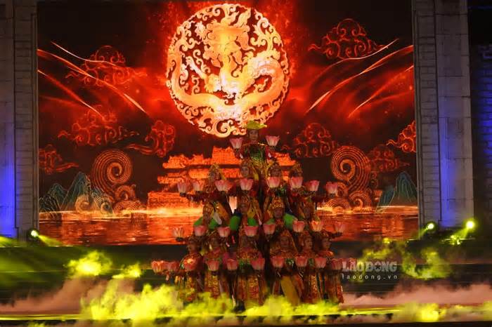 Tinh hoa di sản văn hóa hội tụ trong đêm khai mạc Lễ hội Đền Hùng năm 2023
