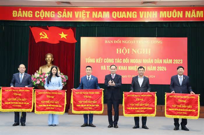 Tổng Liên đoàn Lao động Việt Nam được vinh danh trong công tác đối ngoại nhân dân