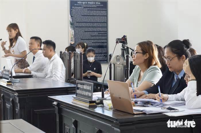 Vụ bà Đặng Thùy Trang kiện hoa hậu Thùy Tiên: Thùy Tiên bất ngờ rút đơn khởi kiện
