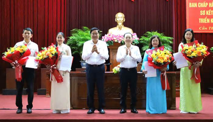 Chủ tịch Hội đồng Trường đại học Y Dược Cần Thơ tham gia Ban chấp hành Đảng bộ thành phố Cần Thơ