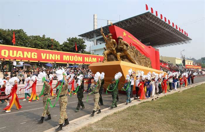 Lễ tổng duyệt diễu binh, diễu hành kỷ niệm 70 năm Chiến thắng Điện Biên Phủ