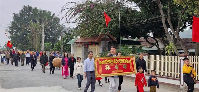 Tục rước lão đầu xuân