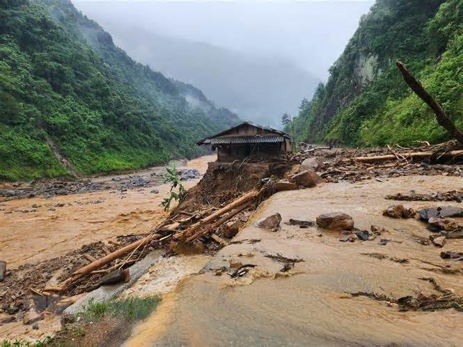 Yên Bái: Sạt lở đất làm 2 cháu nhỏ thiệt mạng, 1 người nghi mất tích