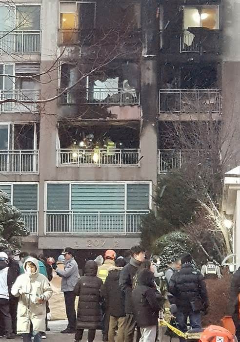 Cháy chung cư 27 tầng ở Hàn Quốc, nhiều người thương vong