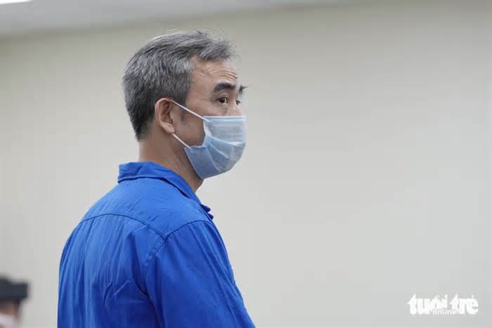 Ông Nguyễn Quang Tuấn: ‘Chờ đấu thầu, bệnh viện có thể đóng cửa'