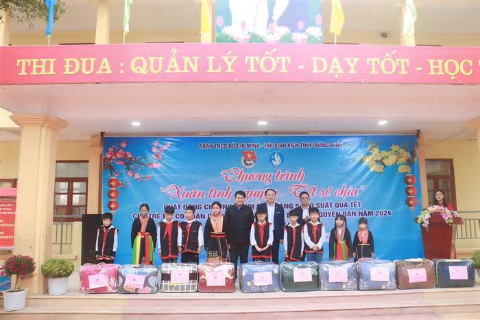 Tuổi trẻ Quảng Ninh mang mùa xuân đến sớm cho học sinh khó khăn