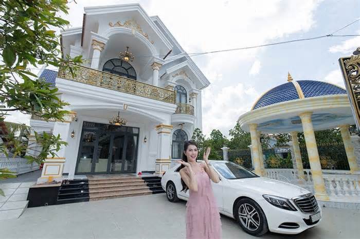 Cận cảnh biệt thự 10 tỷ đồng Hoa hậu Phan Thị Mơ xây tặng ba mẹ