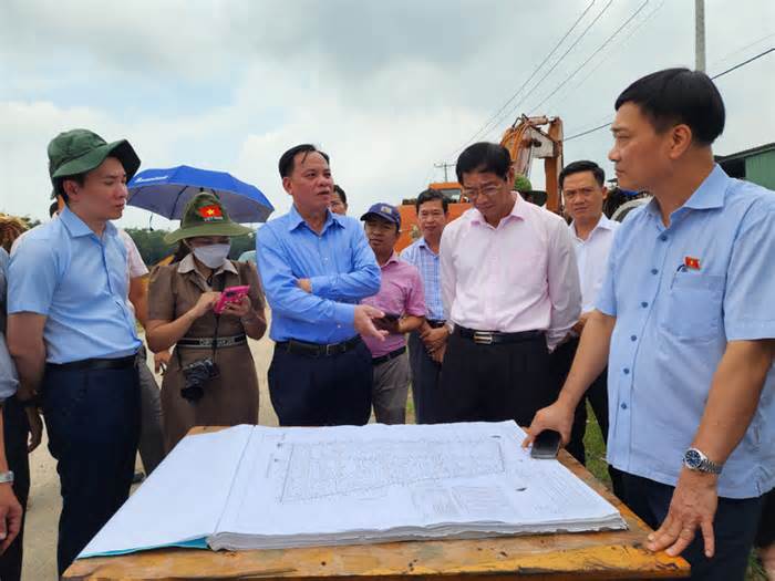 Dự án cao tốc Biên Hòa - Vũng Tàu: Giải phóng mặt bằng chậm, đội chi phí hàng ngàn tỉ đồng