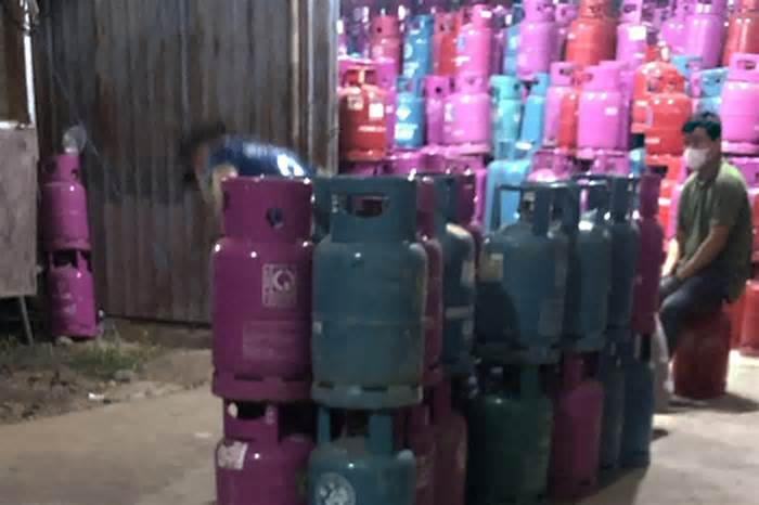Bình Định tạm giữ hàng nghìn vỏ bình gas không rõ nguồn gốc