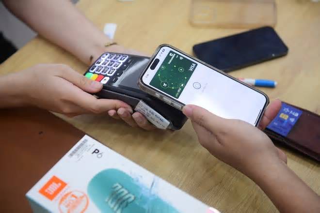 Người Việt tin vào ngân hàng số nhưng lo ngại lừa đảo