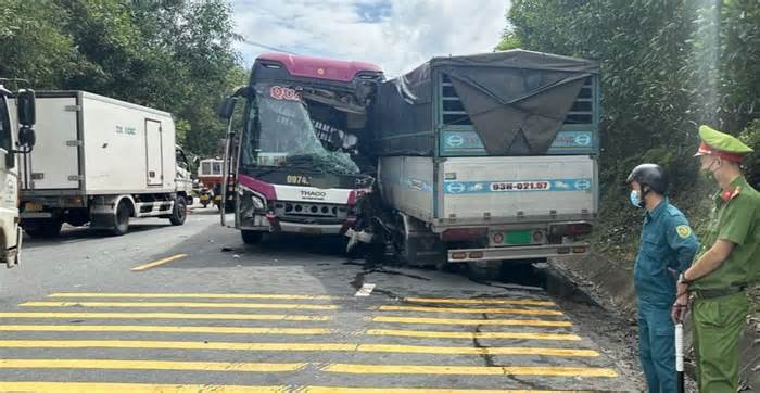 Tai nạn liên hoàn trên đường tránh Nam Hải Vân, 3 người bị thương nặng