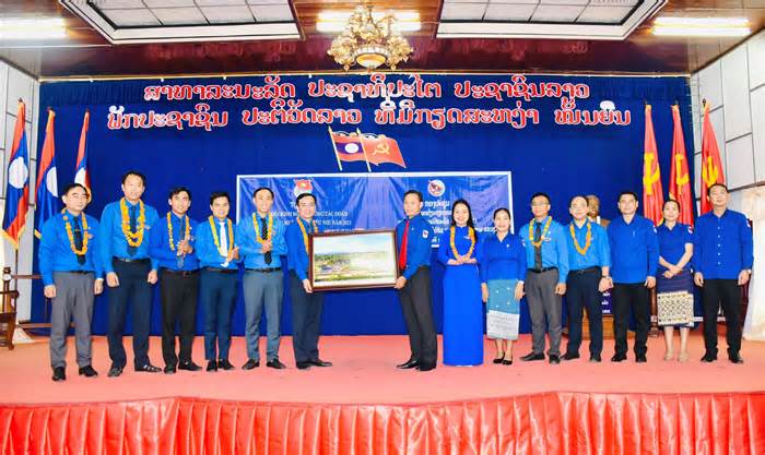 Tuổi trẻ Hà Tĩnh với hoạt động tình nguyện quốc tế trên nước bạn Lào