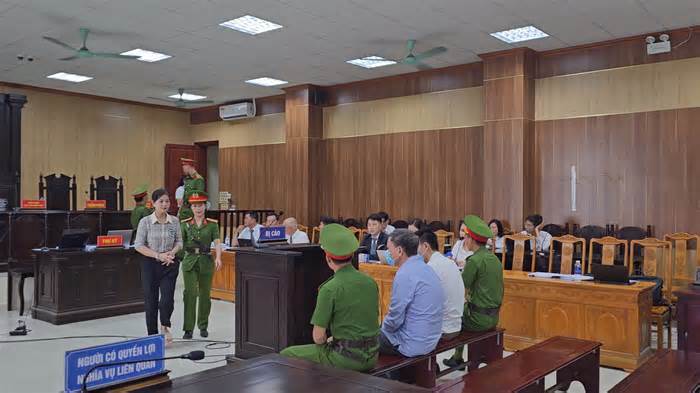 Cựu Giám đốc Sở GD&ĐT Thanh Hoá lĩnh án 4 năm tù