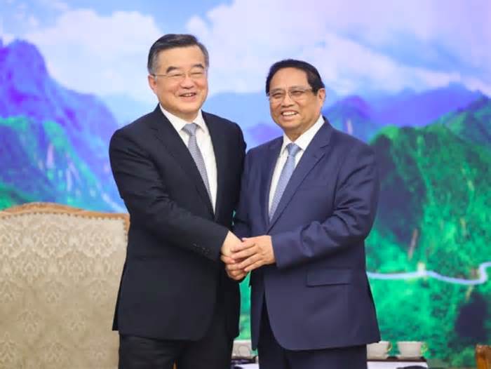 Thủ tướng Phạm Minh Chính tiếp Phó Uỷ viên trưởng Nhân đại Trung Quốc