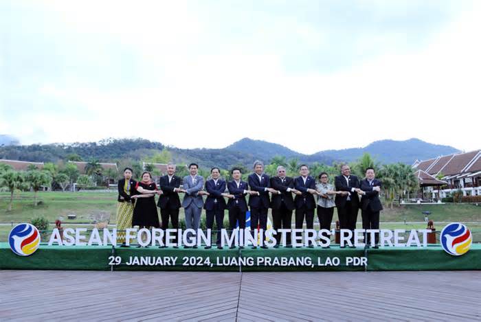 Ngoại trưởng ASEAN thảo luận các điểm nóng thế giới và khu vực