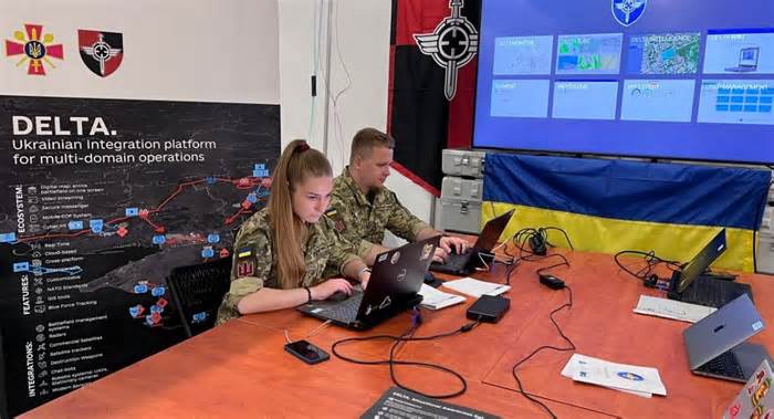 Ukraine 'khoe' tích hợp thành công hệ thống tác chiến vào mạng lưới của NATO, cùng Mỹ thảo luận 'cây cầu' dẫn đến liên minh