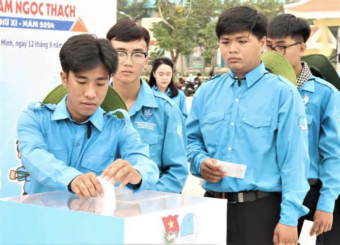 Thành Đoàn TP.HCM tuyển tình nguyện viên khắc phục bão lũ qua Go Volunteer