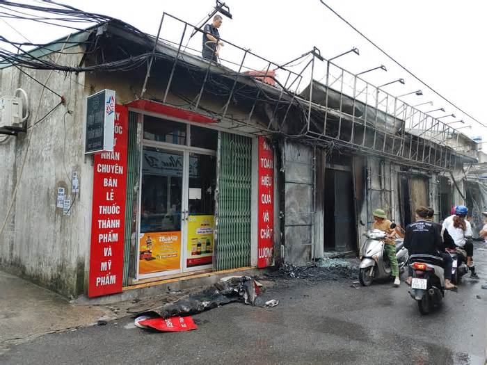 Hà Nội: Cháy dãy ki-ốt tại Thường Tín, không có thiệt hại về người