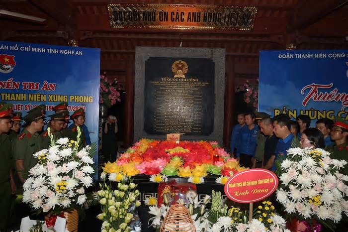 Trang trọng lễ tri ân anh hùng liệt sĩ và triển khai công trình số hóa Khu di tích Truông Bồn