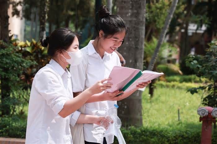 Trường Đại học Dược Hà Nội công bố điểm chuẩn học bạ 2023