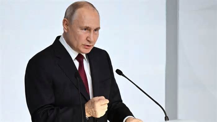 Tổng thống Nga Putin dự hội nghị thượng đỉnh BRICS khẩn cấp