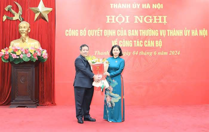 Công bố quyết định của Ban Thường vụ Thành ủy Hà Nội về công tác cán bộ