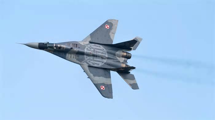Ba Lan kích hoạt phòng không khi máy bay ném bom Nga xuất kích
