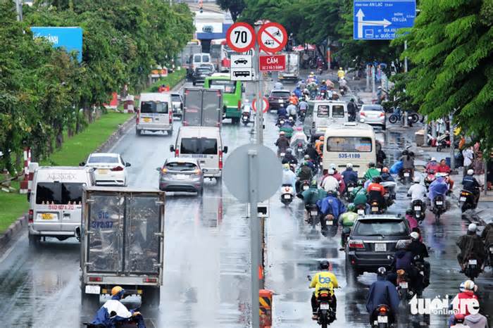 TP.HCM 'gọi tên' loạt điểm đen tai nạn giao thông mới phát sinh