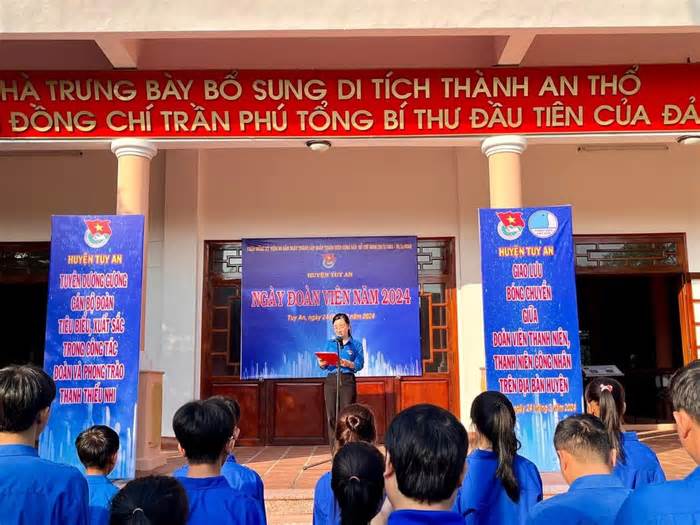 Về nơi sinh cố Tổng Bí thư Trần Phú - Bài cuối: 'Địa chỉ đỏ' giáo dục truyền thống cho giới trẻ