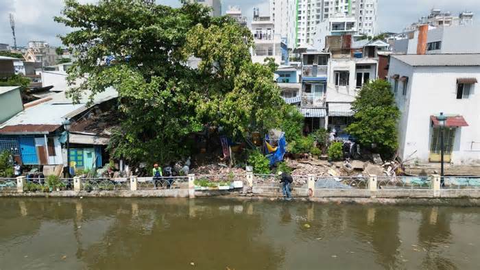 Không để sạt lở bờ kênh Thanh Đa gây thiệt hại tài sản, tính mạng dân