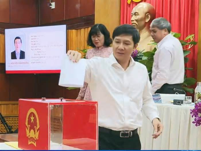 Tân Giám đốc Sở Giáo dục và Đào tạo đắc cử Ủy viên UBND tỉnh Tây Ninh
