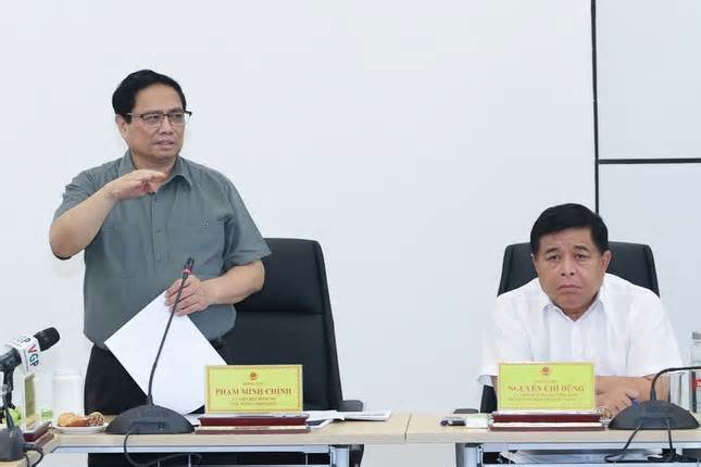 Thủ tướng: Triển khai đường sắt đô thị từ trung tâm Hà Nội lên Hòa Lạc