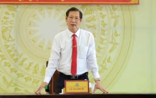Kỷ luật cảnh cáo cựu phó chủ tịch tỉnh Phú Yên Trần Quang Nhất