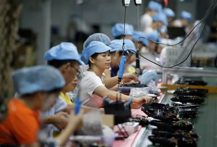 Trung Quốc đối mặt tình trạng thiếu lao động lành nghề