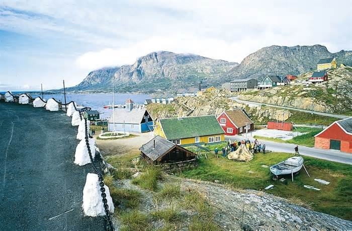 Greenland tuyên bố muốn tự quyết vận mệnh, không có ý định thành lập quân đội riêng và càng không phải để bán cho Mỹ