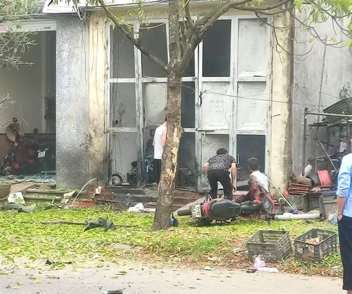 Quảng Ninh: 3 người trong một gia đình bị thương sau tiếng nổ lớn