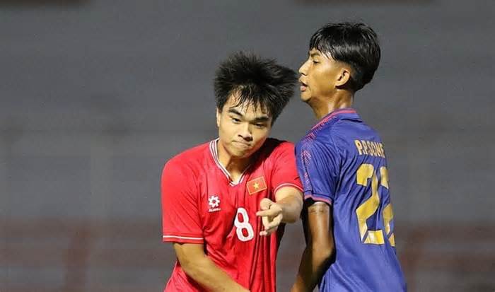 Trọng tài gây tranh cãi, U19 Việt Nam mất chiến thắng trước U19 Myanmar