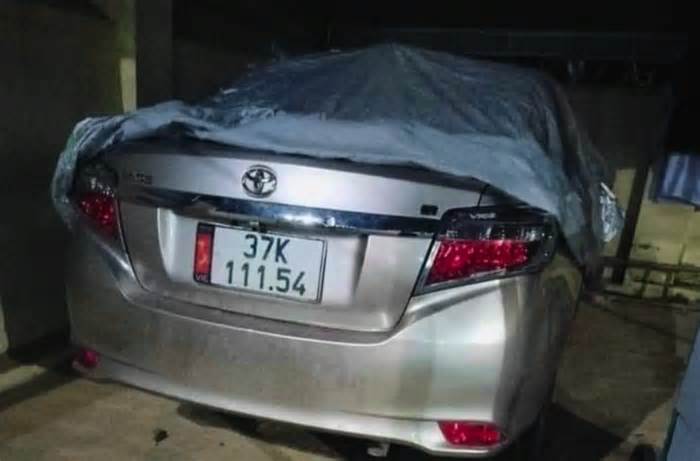 Ô tô bị mất trộm được tìm thấy cất giấu ở... trạm y tế cách nhà 50km