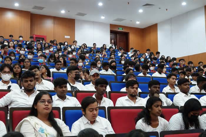 Trường đại học Y Dược Cần Thơ đào tạo sinh viên y khoa cho Ấn Độ