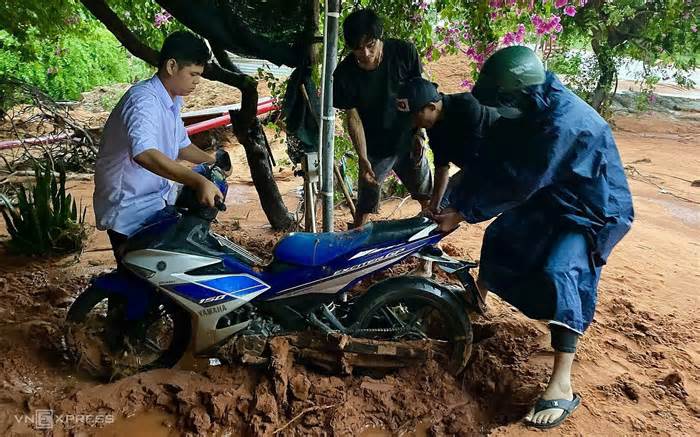 Nỗi lo lũ cát ở Phan Thiết