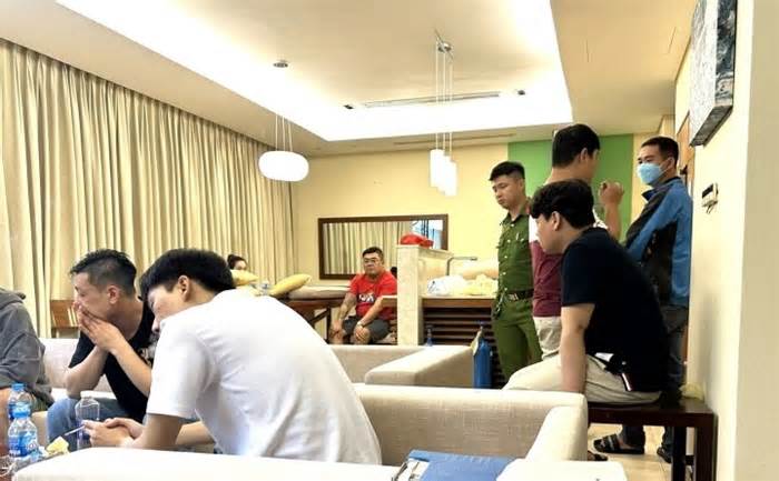 Nhóm người nước ngoài tổ chức tiệc ma túy trong biệt thự ở Đà Nẵng