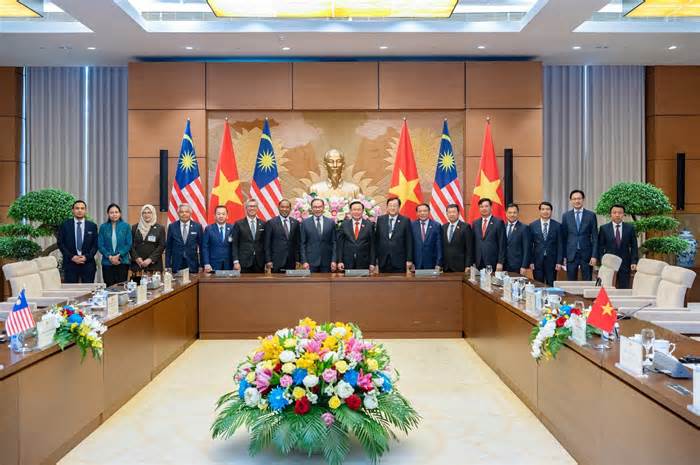 Thủ tướng Malaysia nhất trí xem xét tăng nhập khẩu một số mặt hàng của Việt Nam