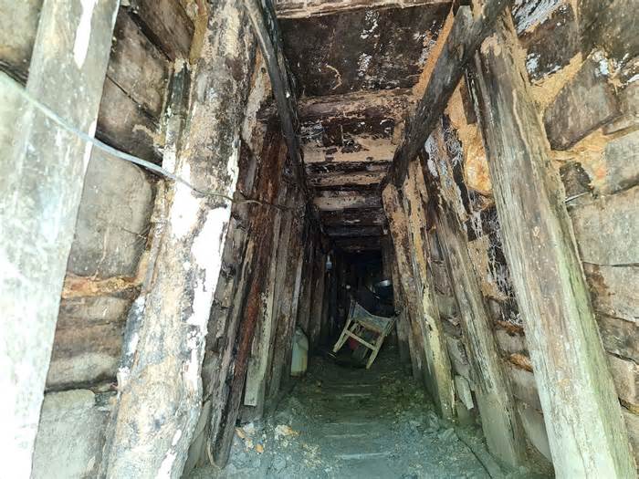 Phát hiện 3 người chết ngạt trong hầm khai thác vàng ở Đắk Nông