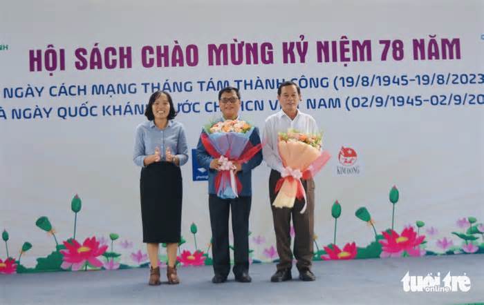 Đường sách thành phố Cao Lãnh khai mạc hội sách dịp lễ 2-9