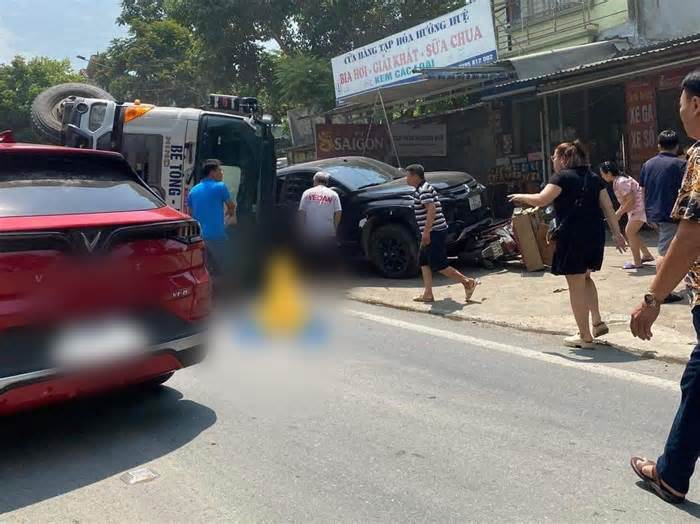 Lật xe bồn ở Lào Cai, 2 người tử vong tại chỗ, 1 người bị thương nặng