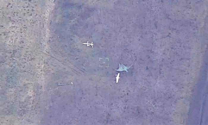 Nga dựng trận địa UAV Lancet giả để đánh lừa Ukraine