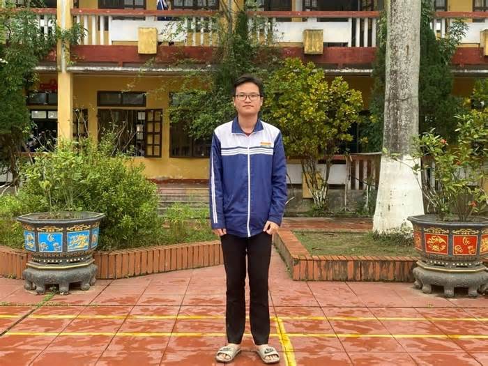 Nam sinh Thái Bình là thủ khoa đánh giá tư duy Đại học Bách khoa Hà Nội