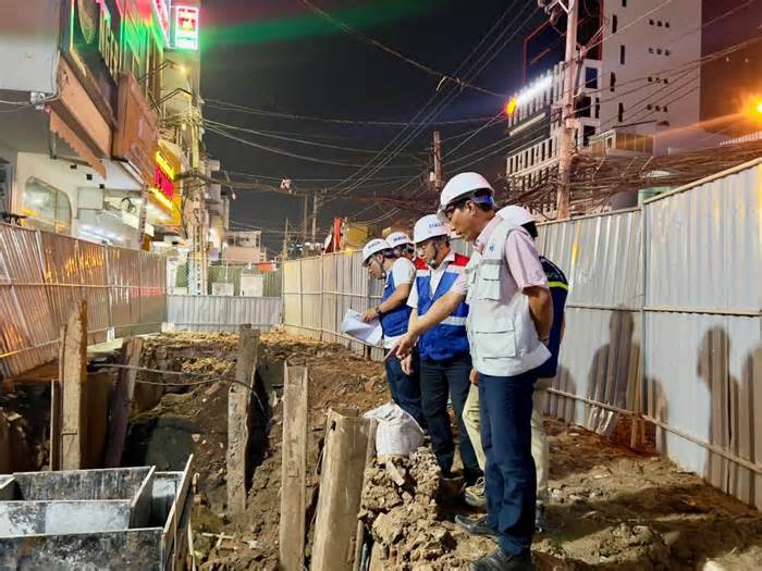 Gấp rút di dời công trình điện nước ngay trong đêm để làm tuyến Metro số 2