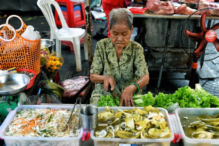 Chợ bình dân ở trung tâm thành phố